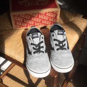 Vans toddler size 10 elastic laces!! New in box!